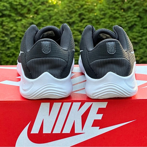 NEW Nike Flex Experience RN 11 NN Low Casual Sneaker - Womens US 10 | Mens 8.5 - Picture 5 of 10